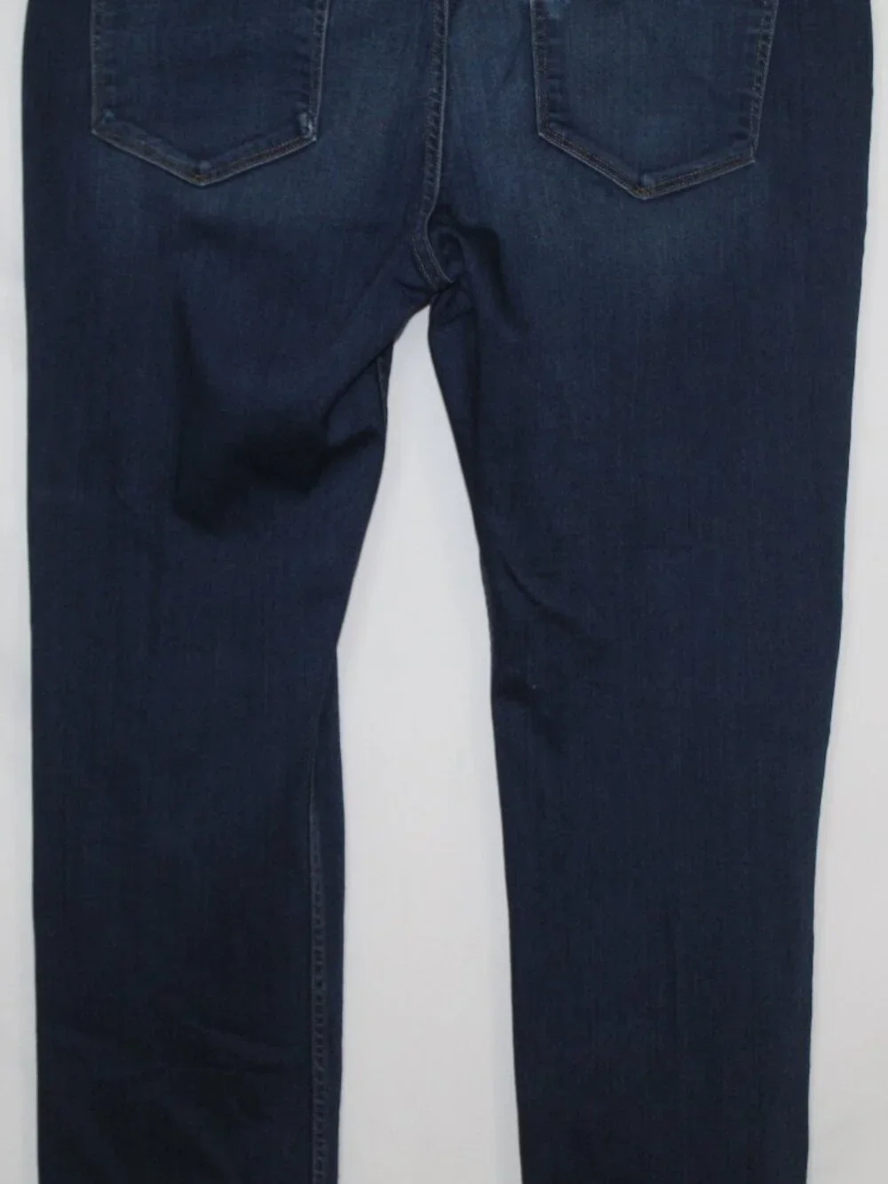 Paige federal dark wash straight leg stretchy jeans